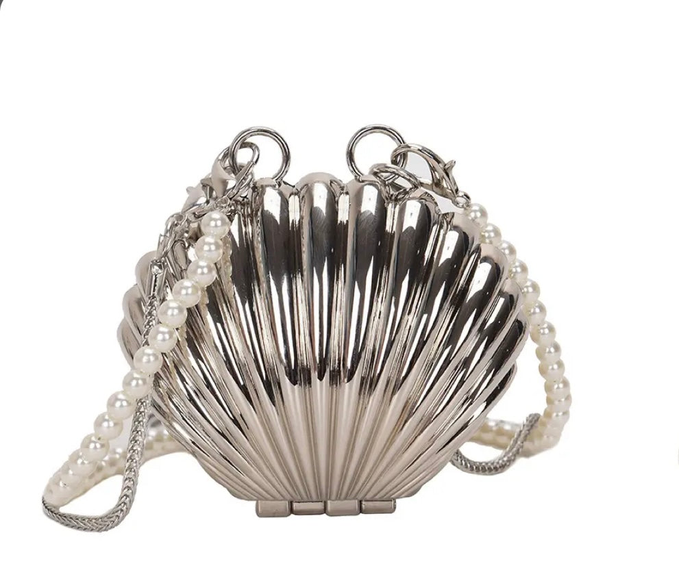 The New Fashion Pearl Mini Purse (Also Comes In Silver)