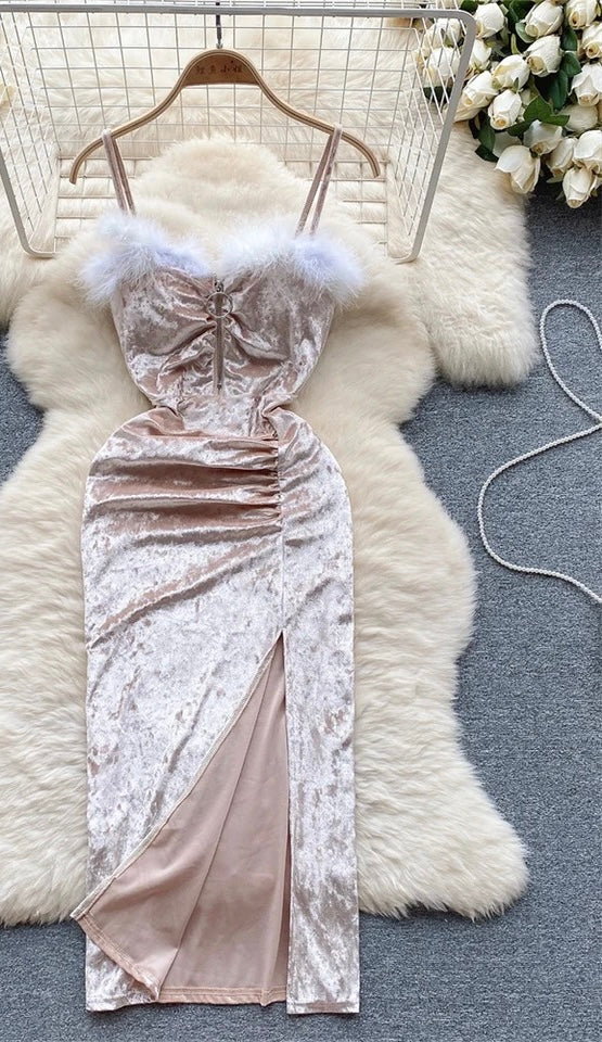 Velvet Plush Holiday Dresses (Comes In Different Colors) Seasonall Secrets Velvet Plush Holiday Dresses (Comes In Different Colors) Seasonall Secrets
