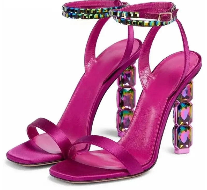 Your Glowing Season | Heel Sandals (Comes In Two Colors)