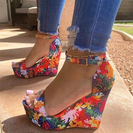 A Summer Daze Floral Sandals (Comes In Two Colors)