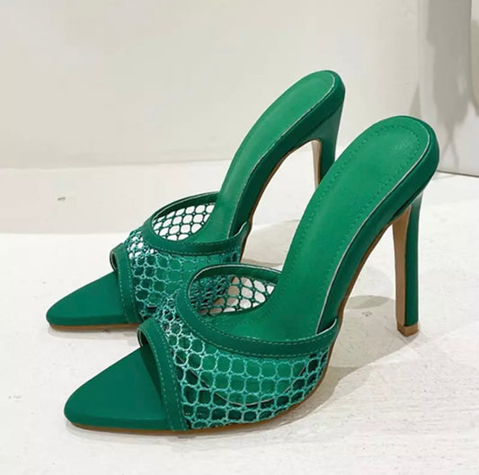 The Classic Heels | Comes In Four Different Colors - Seasonal Secrets